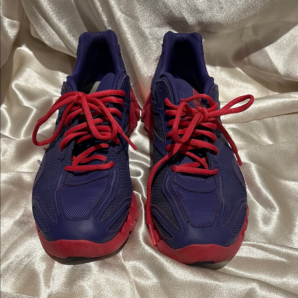 Reebok Sneakers